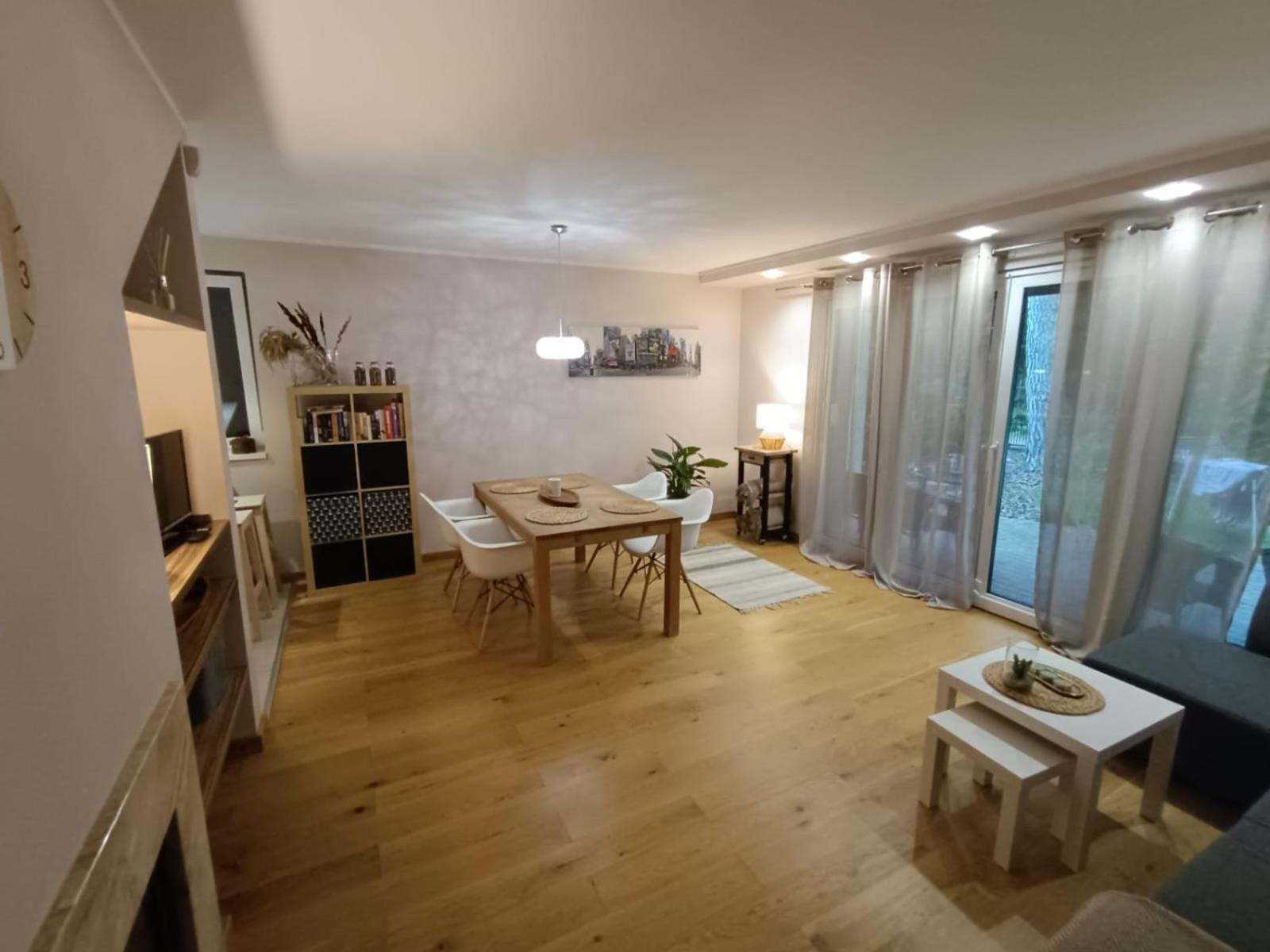 Dom Nad Miedwiem, Morzyczyn Holiday home *